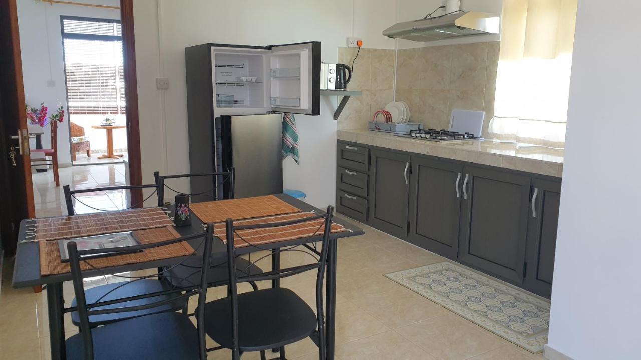 Ferienwohnung Chez Johnny Grand Baie Exterior foto